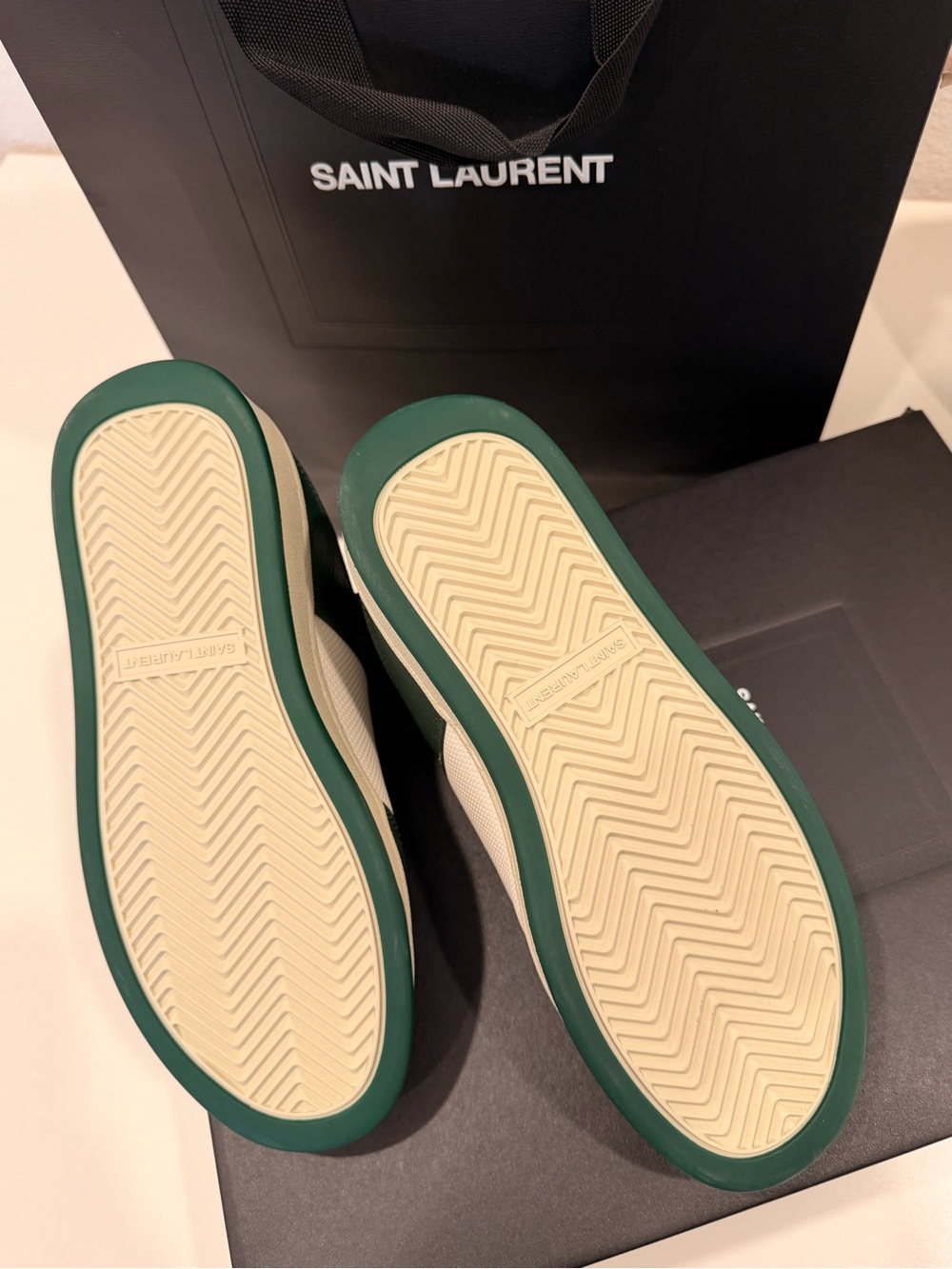 Saint Laurent Unisex Green and White Low-Top Sneakers Size 7.5 - Picture 6 of 8